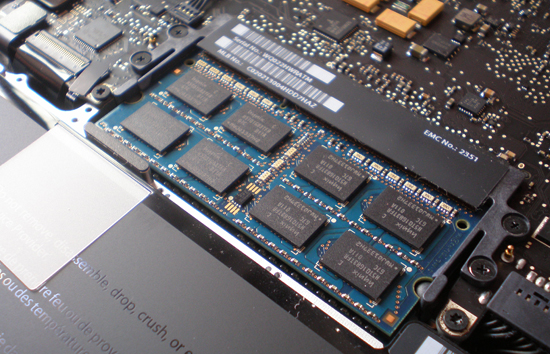4GB de memoria RAM MacBook Pro Unidoby Cómo cambiar la memoria RAM de un MacBook Pro Unibody