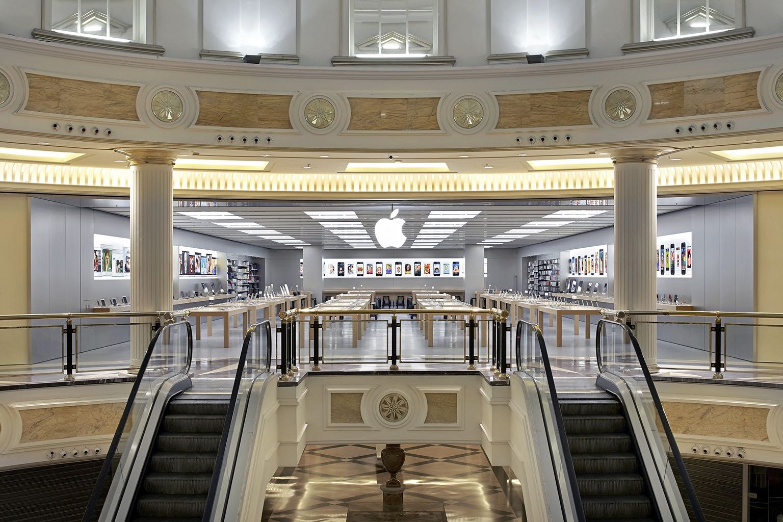 Apple Store Euroma2