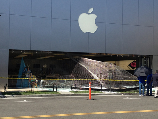 Alunizaje Apple Store de Promenade en Temecula