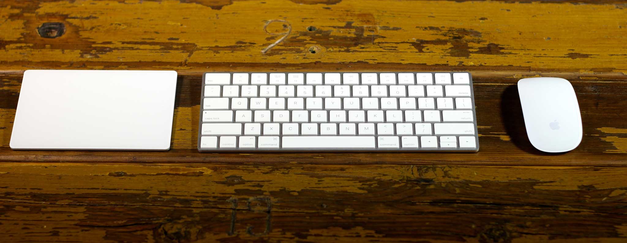 Magic Keyboard, Magic Trackpad 2, Magic Mouse 2